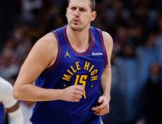 球速体育-Rookie连续十二场比赛得分超过比分优势明显，掘金挑战极限！的简单介绍